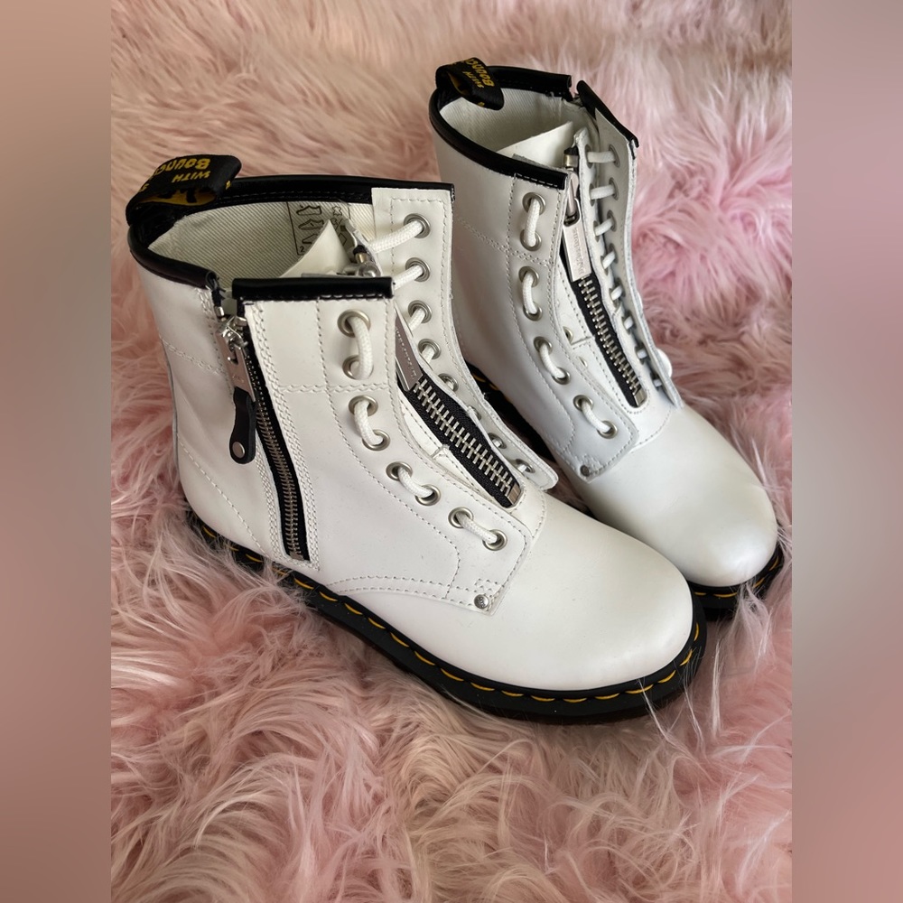 Dr. Martens Women's 1460 Double Zip Leather White & Black Combat Boots Sz 6